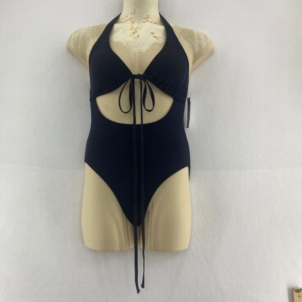 Celebrity Pink Swimsuit Halter Tie Cut Out‎ One Piece Swim Black Size S 3-5